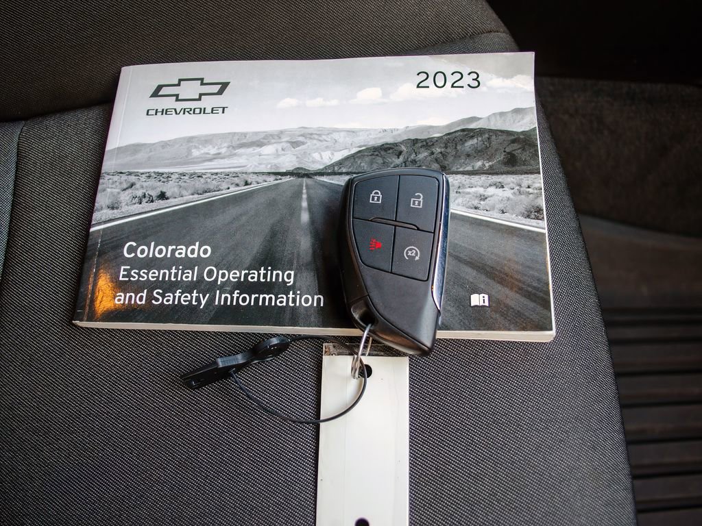 Used 2023 Chevrolet Colorado Trail Boss w/ Advanced Trailering Package image 37
