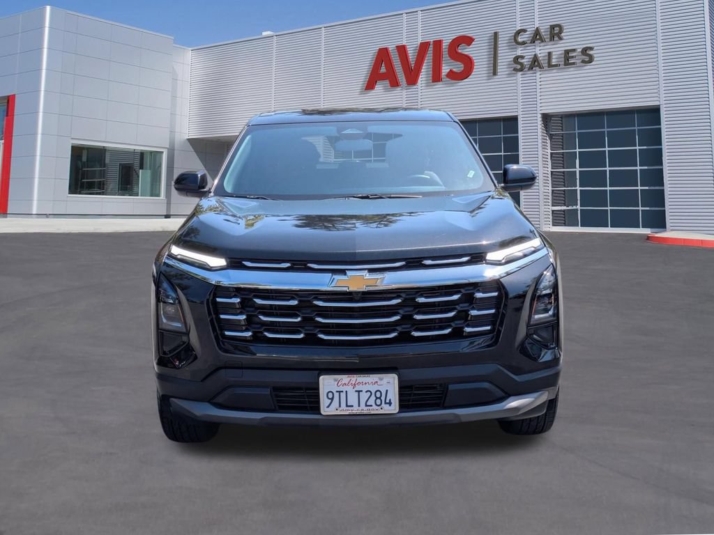 Used 2025 Chevrolet Equinox LT FWD image 2