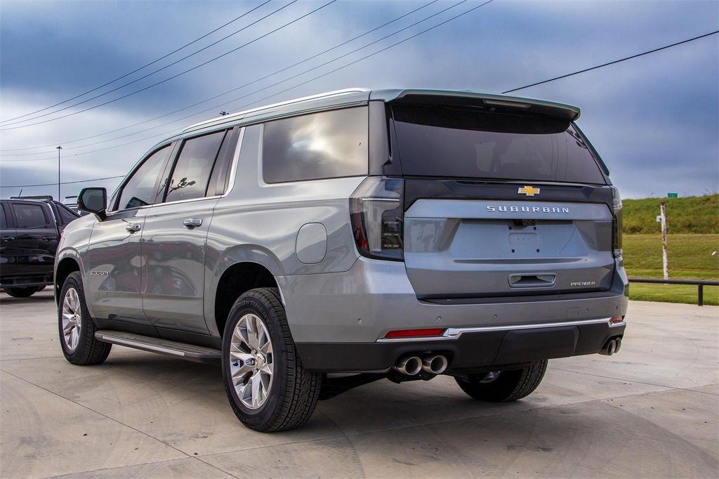 New 2026 Chevrolet Suburban Premier image 6