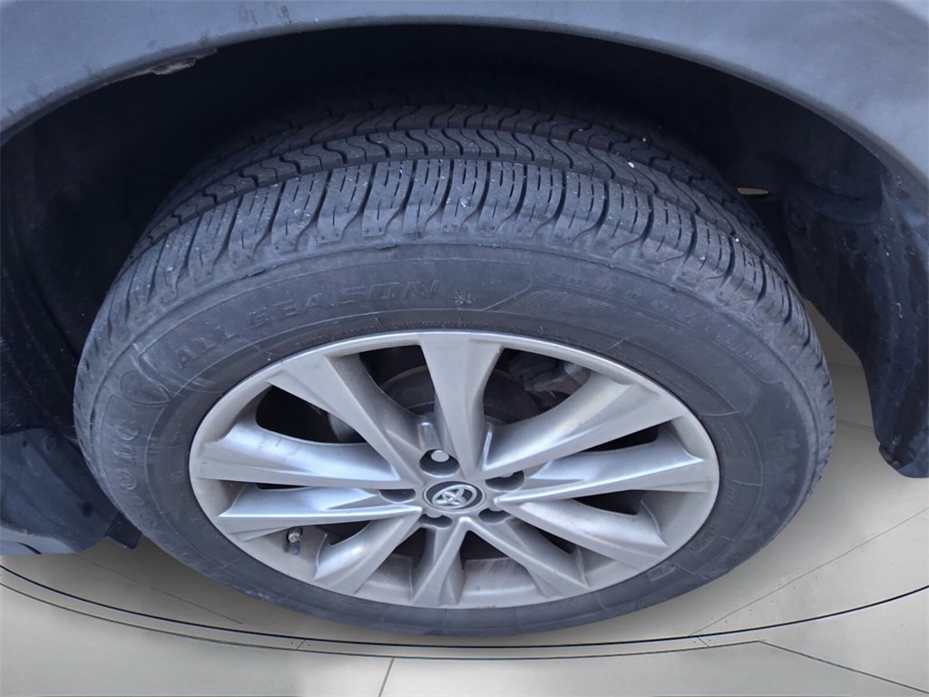 Used 2016 Toyota RAV4 Limited image 8