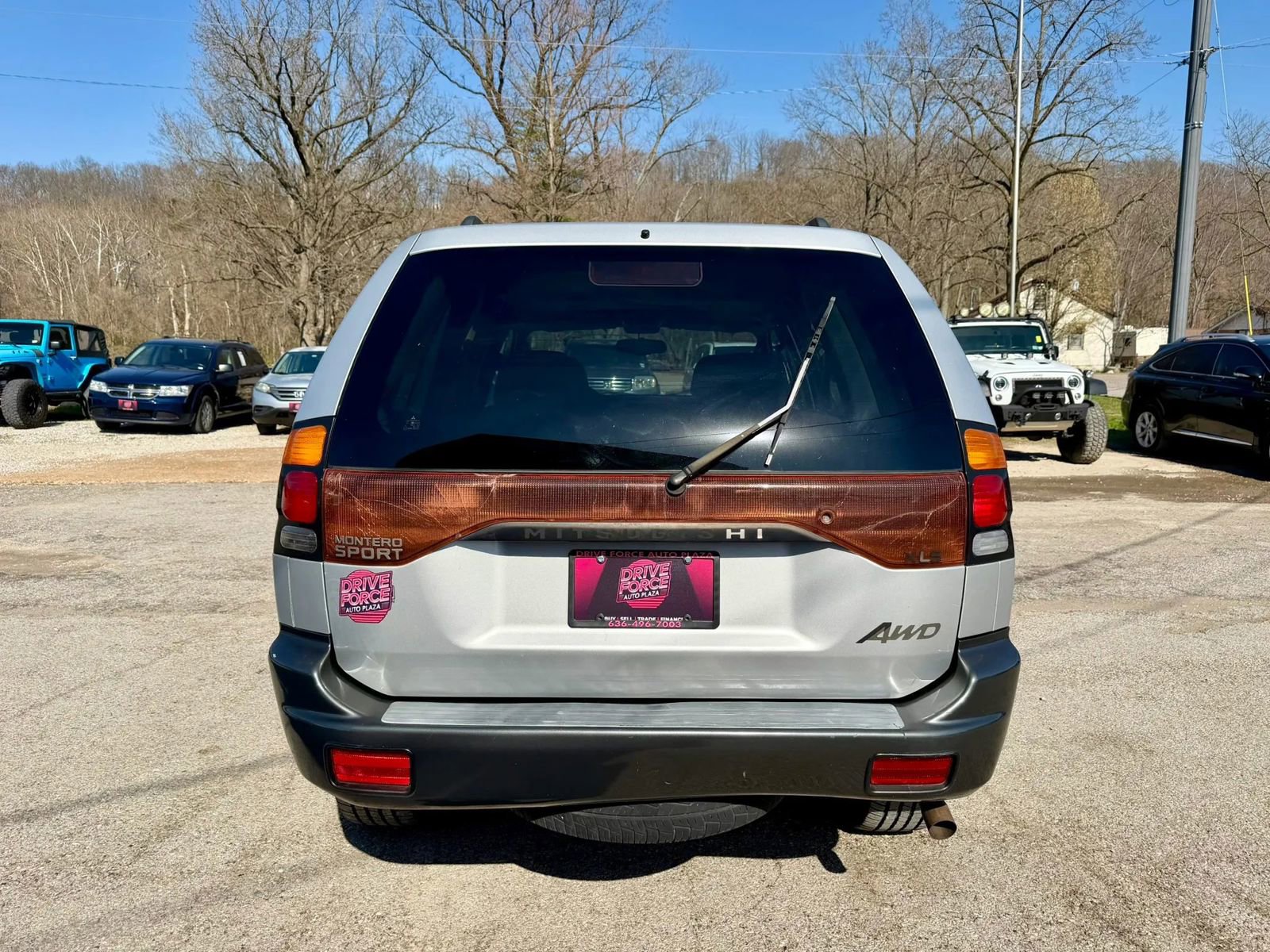 Used 2002 Mitsubishi Montero Sport XLS image 6