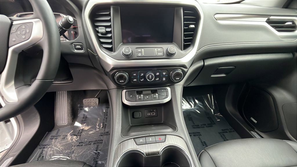 Used 2023 GMC Acadia SLT w/ Elevation Edition image 9