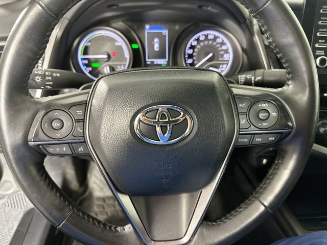 Used 2023 Toyota Camry SE w/ Cold Weather Package FWD image 18