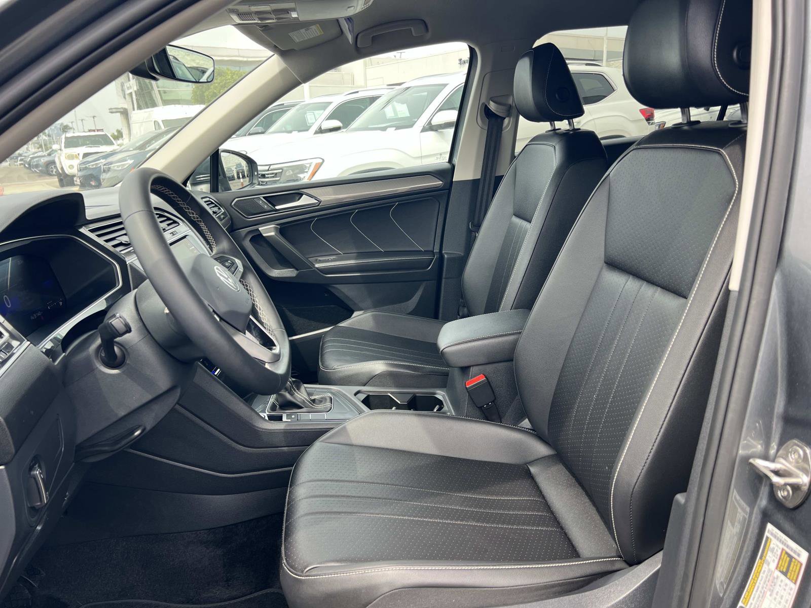 Certified 2023 Volkswagen Tiguan SE image 18