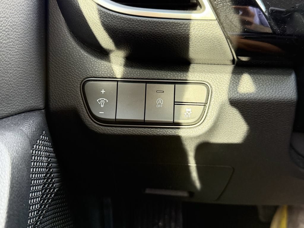 Certified 2025 Kia Seltos S AWD/4WD image 27