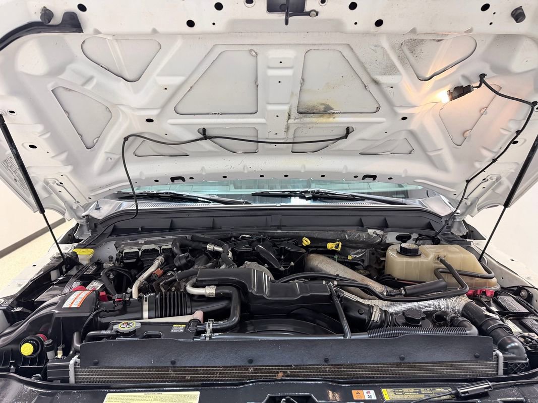 Used 2012 Ford F550 4x4 Crew Cab Super Duty w/ Payload Upgrade Pkg image 18