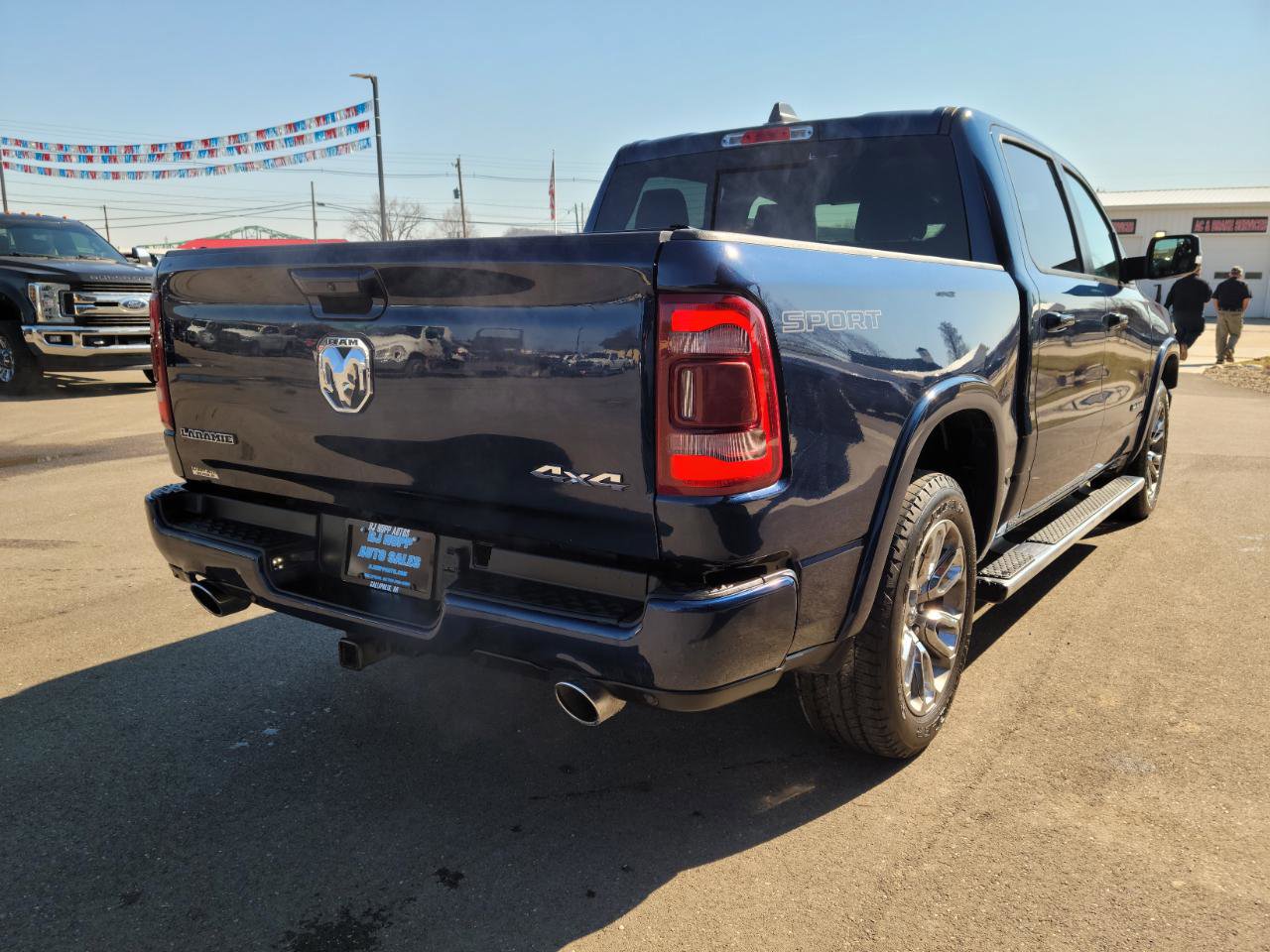 Used 2022 RAM 1500 Laramie w/ Sport Appearance Package AWD/4WD image 4