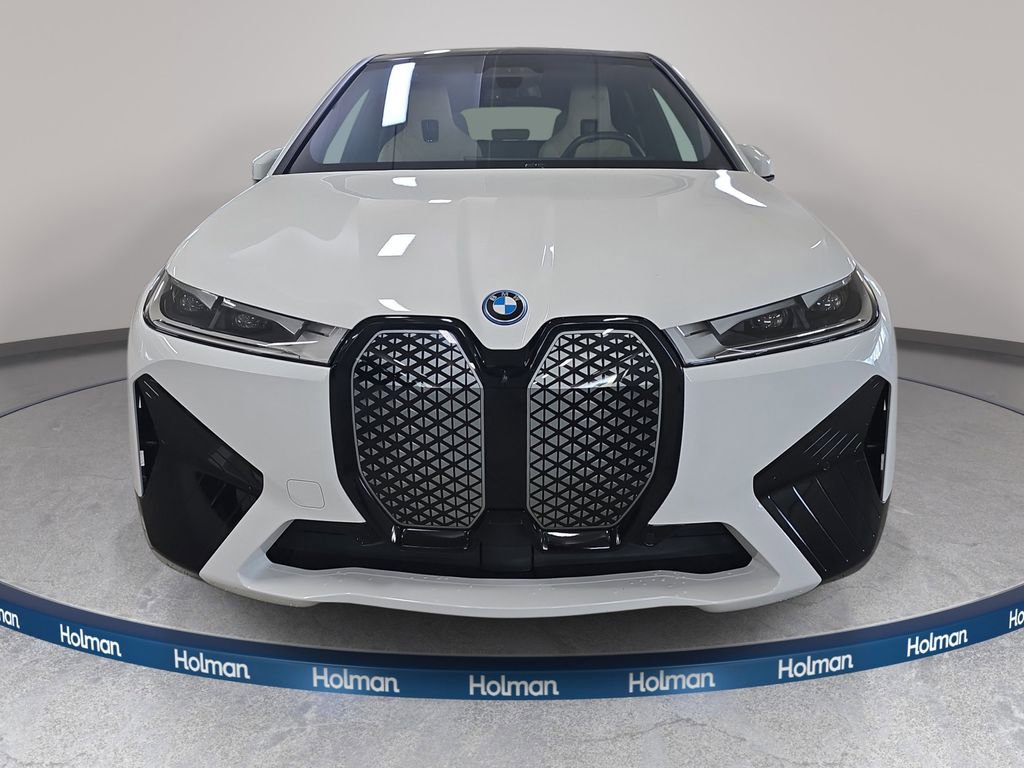 Used 2024 BMW iX xDrive50 w/ Sport Package image 3