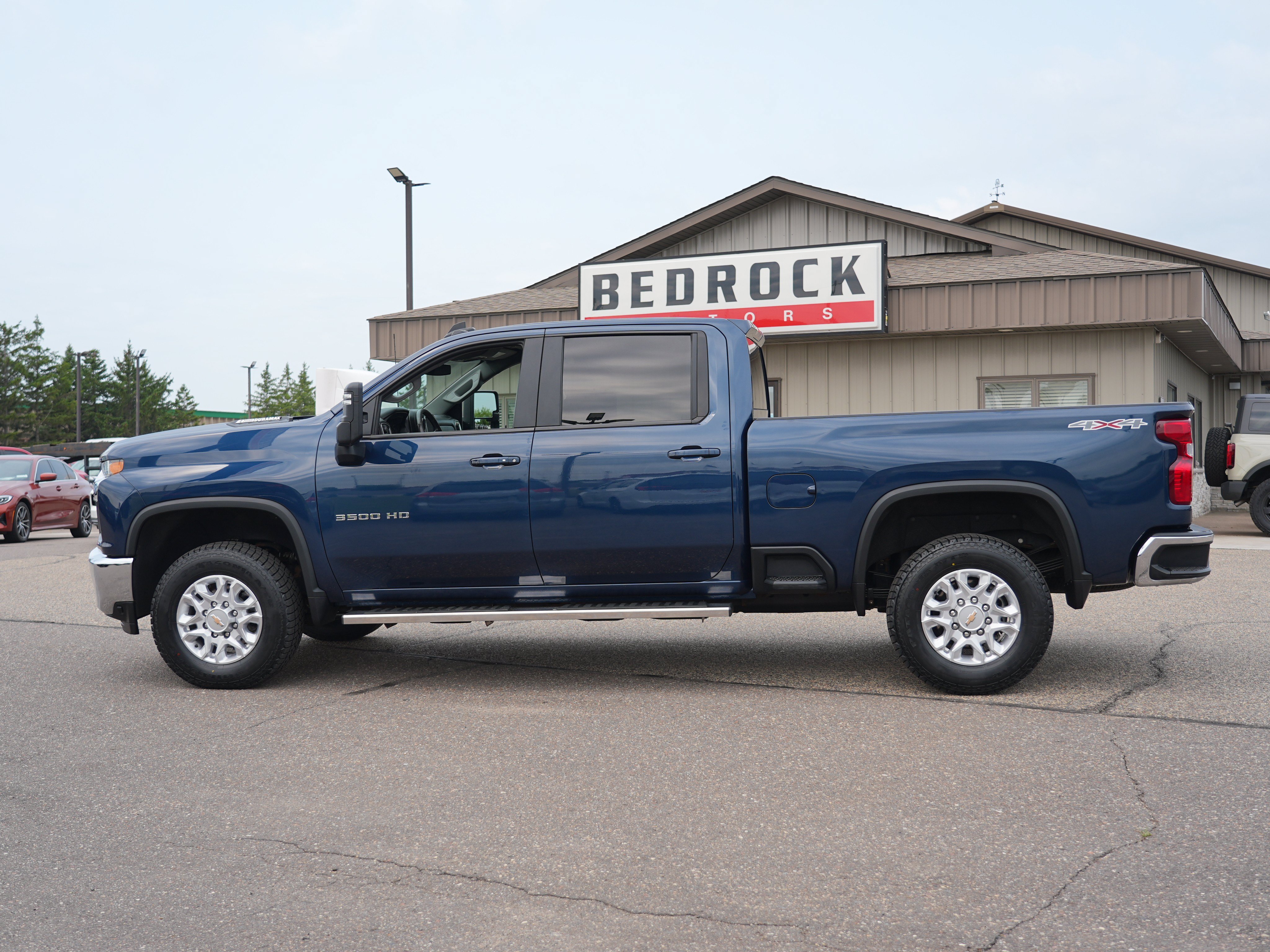 Used 2021 Chevrolet Silverado 3500 LT w/ Convenience Package AWD/4WD image 6