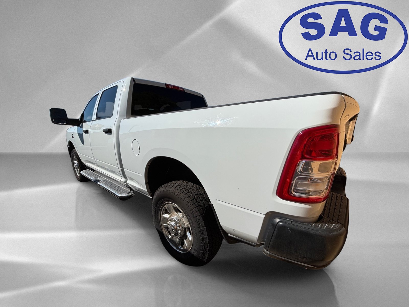 Used 2024 RAM 2500 Tradesman AWD/4WD image 4
