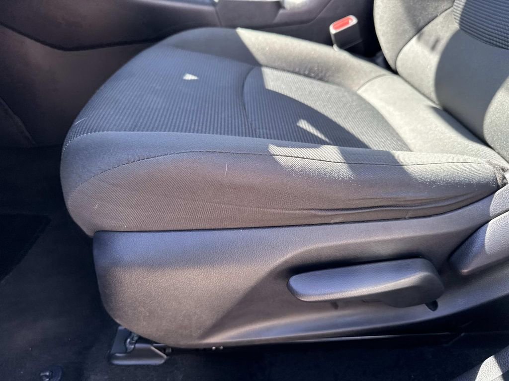 Used 2024 Toyota RAV4 LE image 18