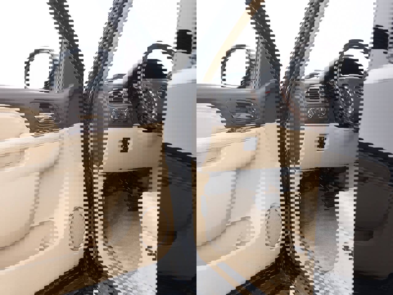 Used 2013 GMC Sierra 2500 Denali w/ Suspension Package, Off-Road image 28