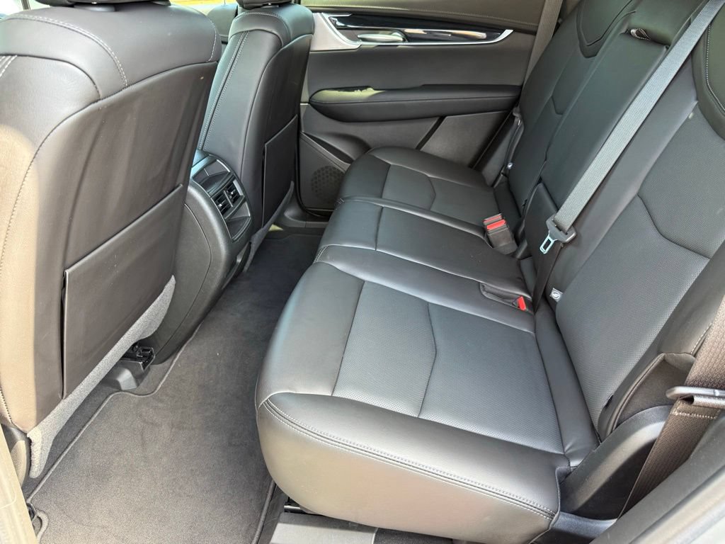 Used 2024 Cadillac XT5 Premium Luxury w/ Technology Package FWD image 37