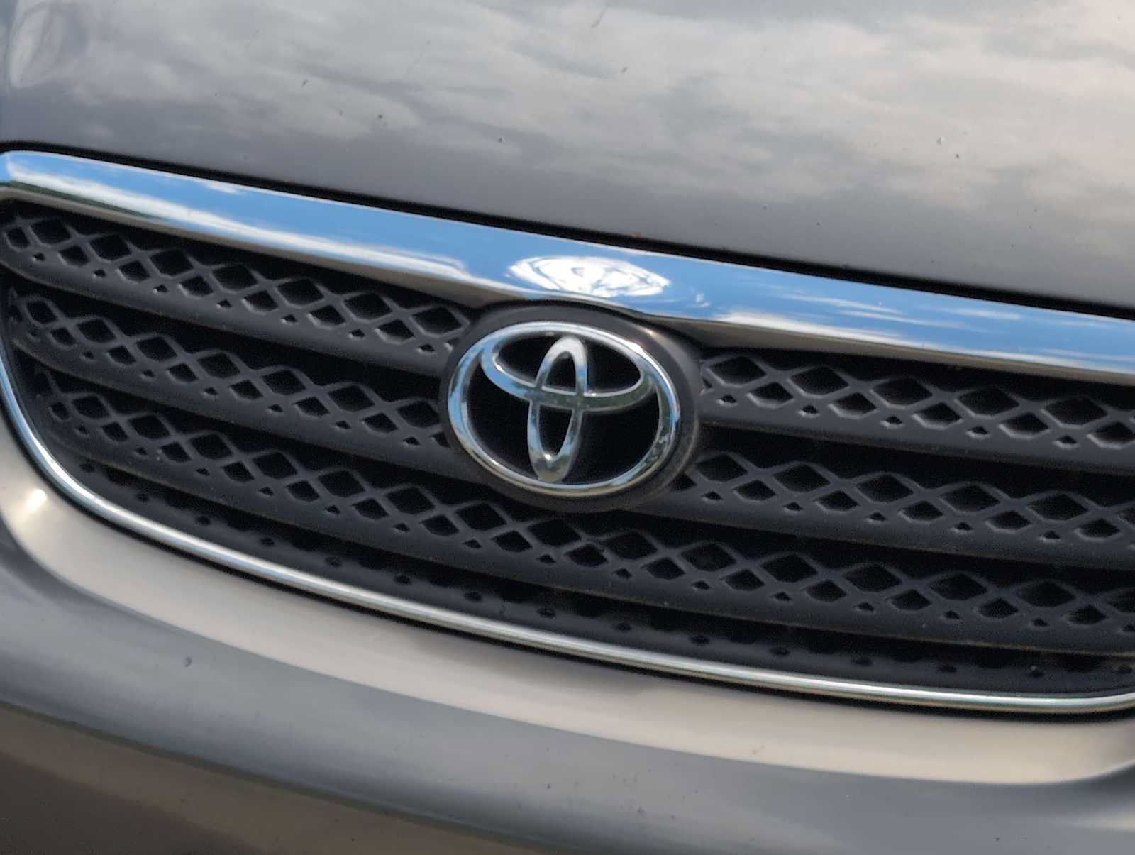 Used 2005 Toyota Corolla FWD image 12