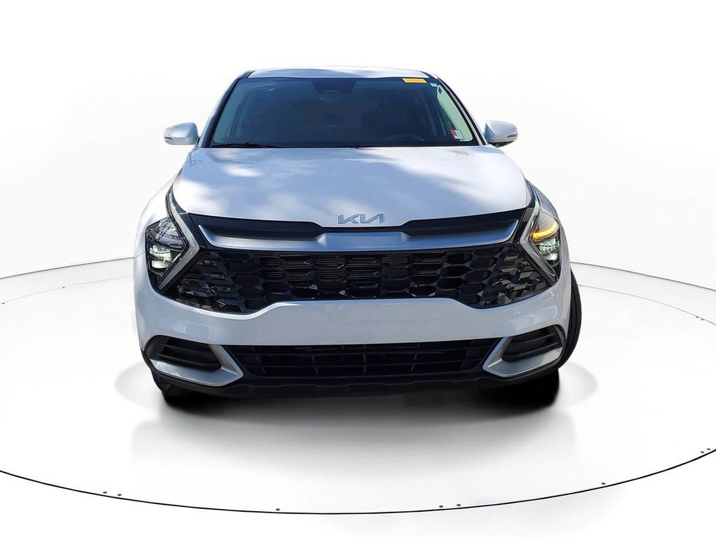 Certified 2024 Kia Sportage EX image 2