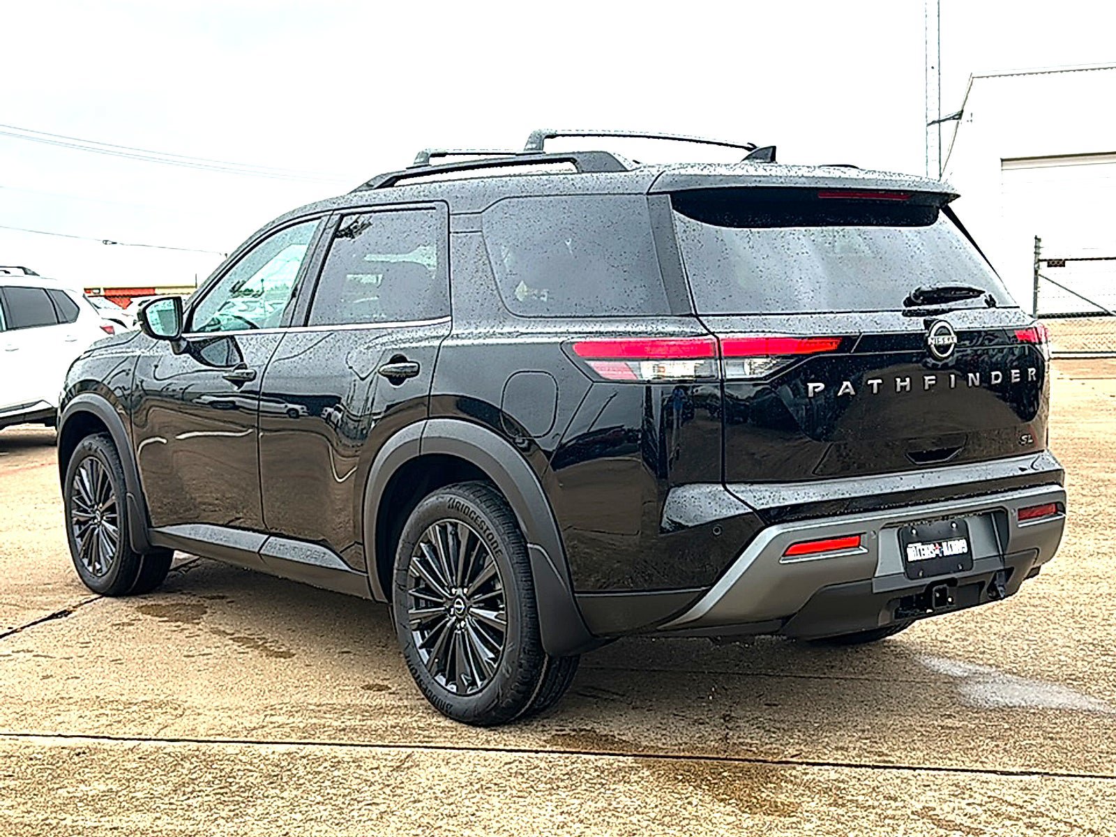 New 2026 Nissan Pathfinder SL w/ SL Premium Package FWD image 6