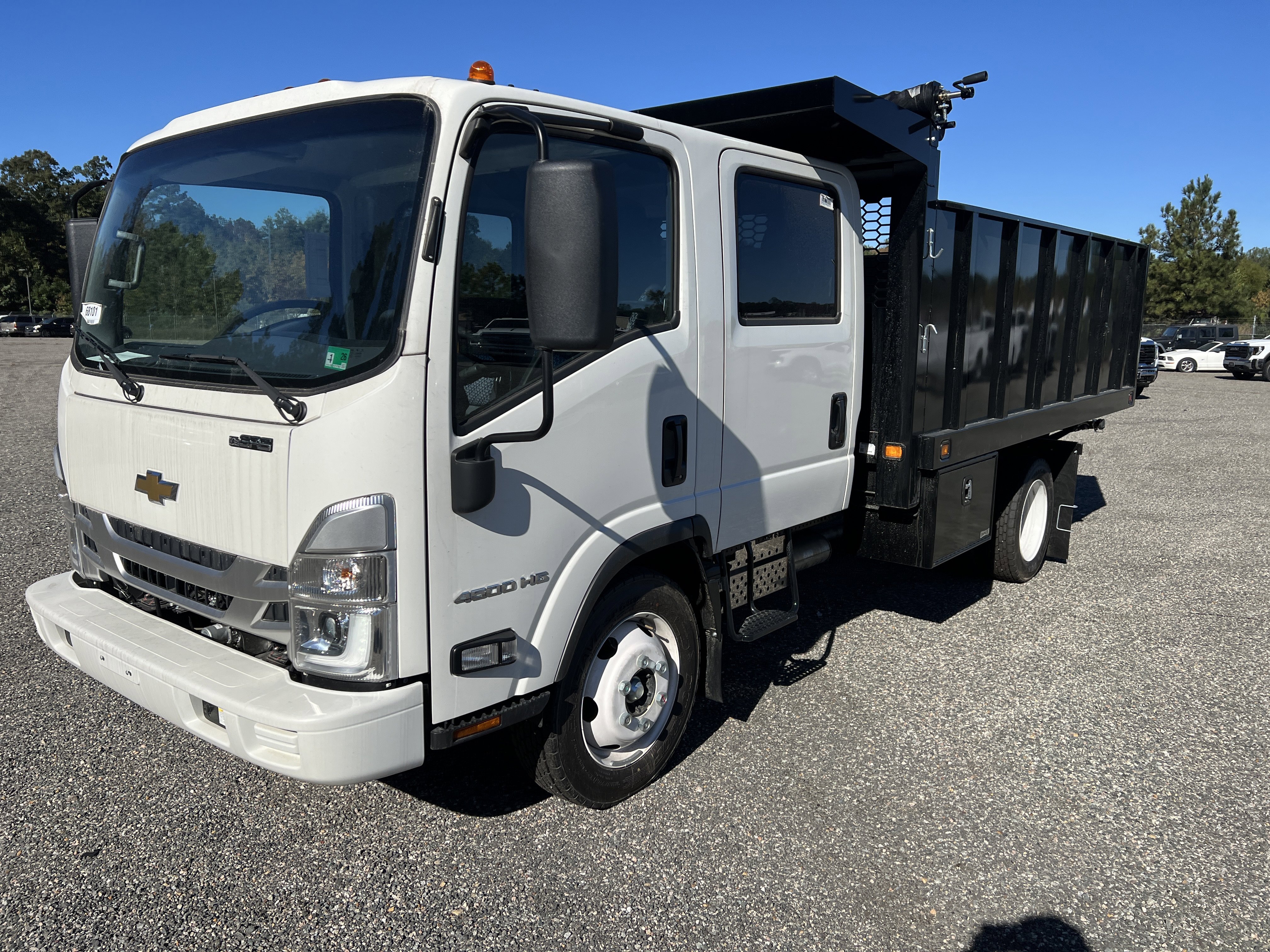 New 2025 Chevrolet Low Cab Forward image 5