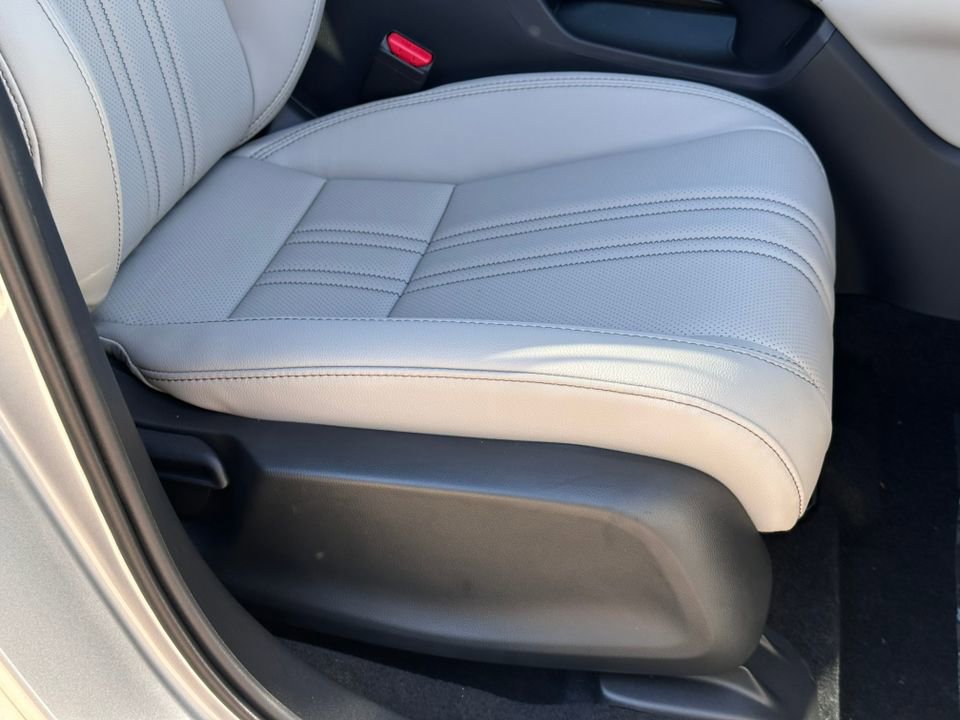 New 2026 Honda HR-V EX-L image 10