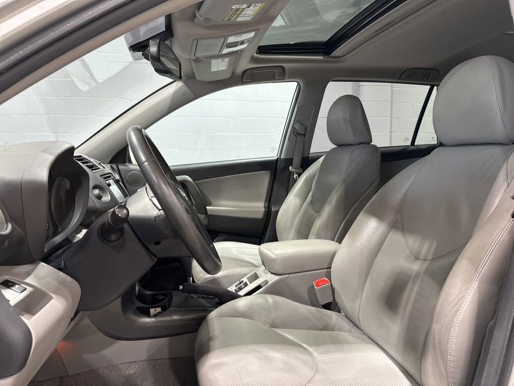 Used 2012 Toyota RAV4 Limited image 15
