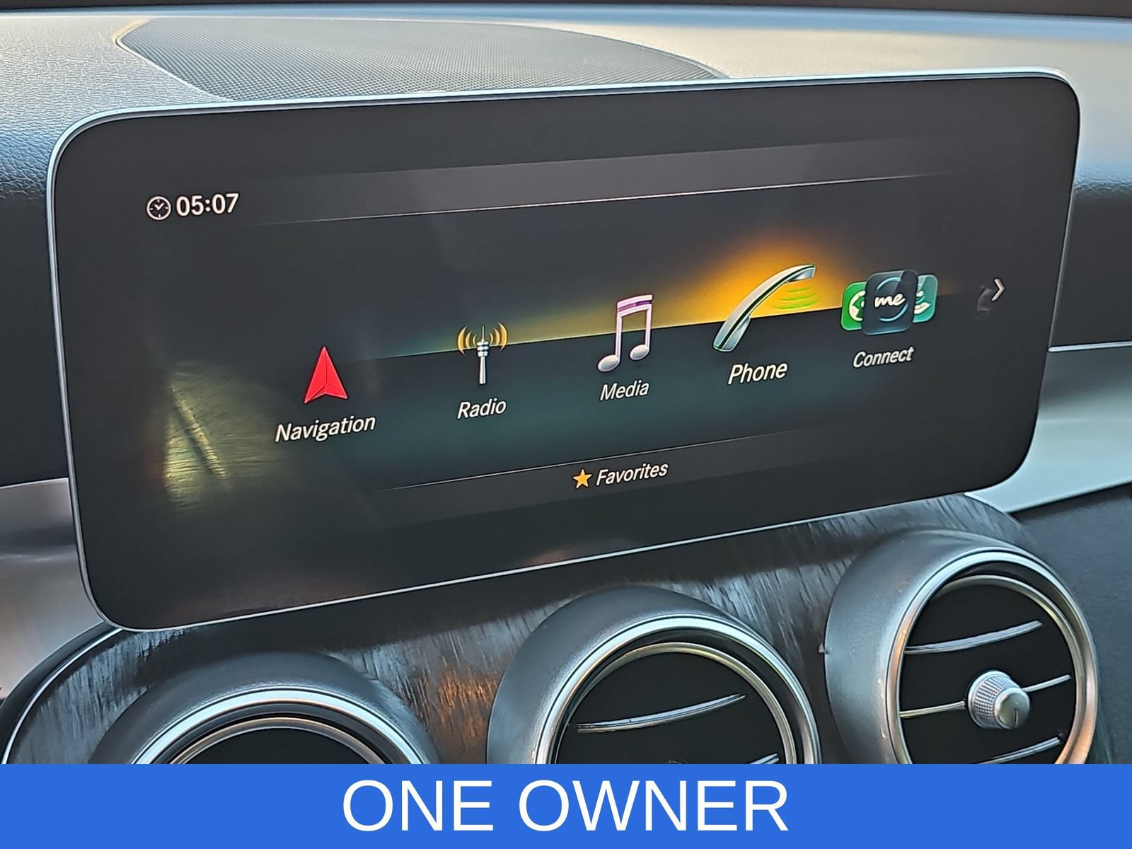 Used 2021 Mercedes-Benz C 300 4MATIC Sedan w/ Premium Package image 21
