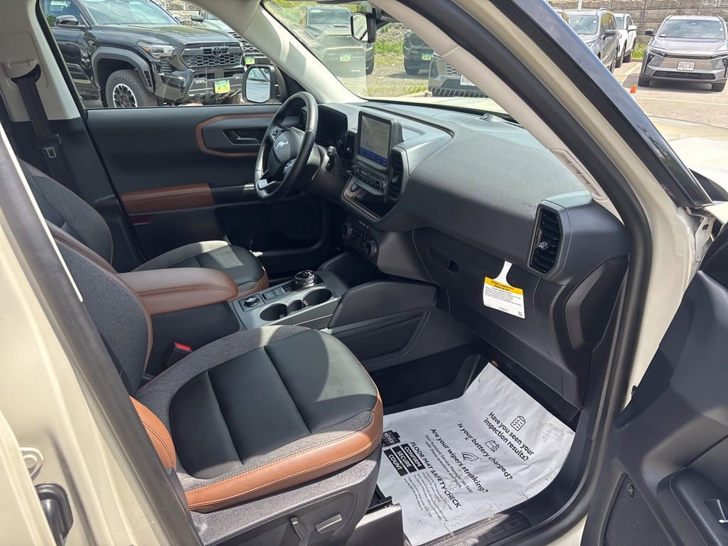 Used 2024 Ford Bronco Sport Outer Banks w/ Tech Package AWD/4WD image 13