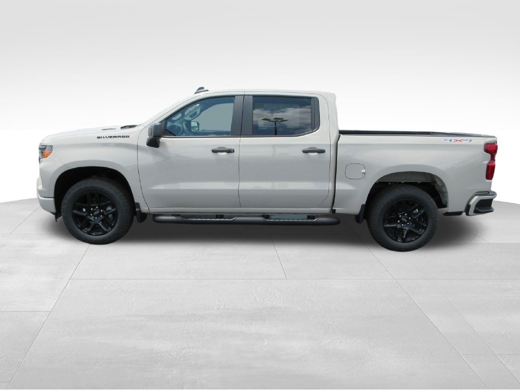 New 2026 Chevrolet Silverado 1500 Custom w/ Turbomax Blackout Package AWD/4WD image 2