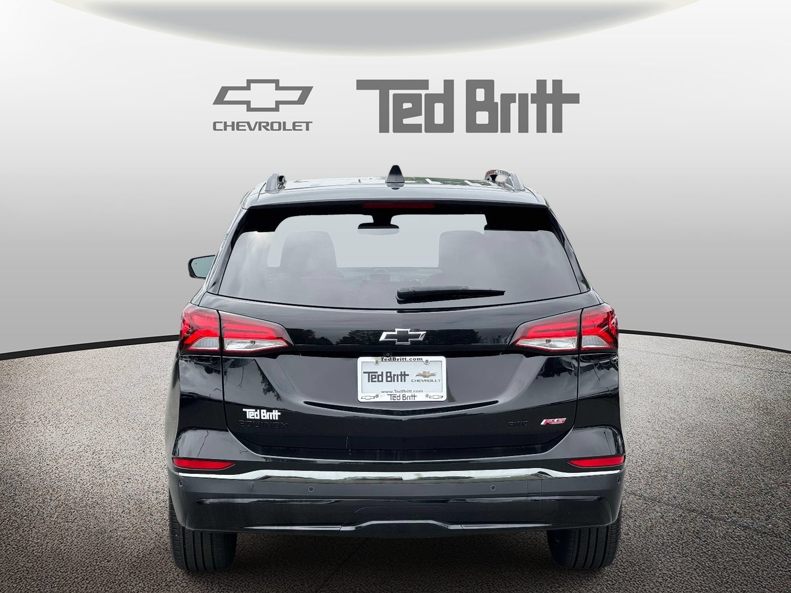 Certified 2023 Chevrolet Equinox RS w/ RS Leather Package AWD/4WD image 5