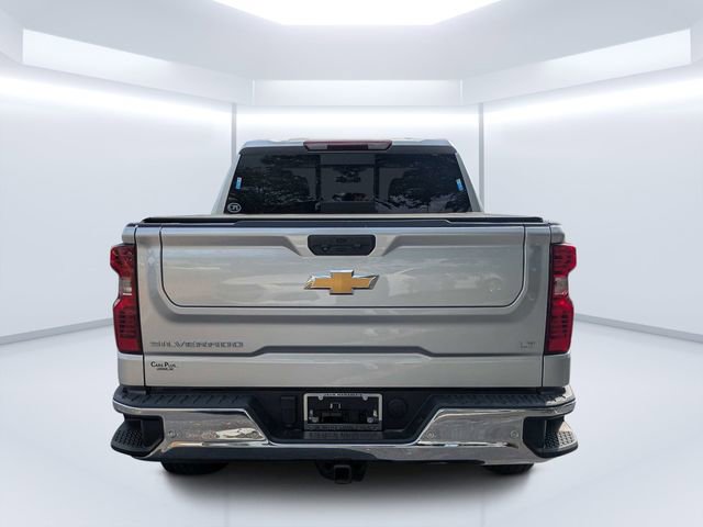 Used 2022 Chevrolet Silverado 1500 LT w/ Safety Package AWD/4WD image 4