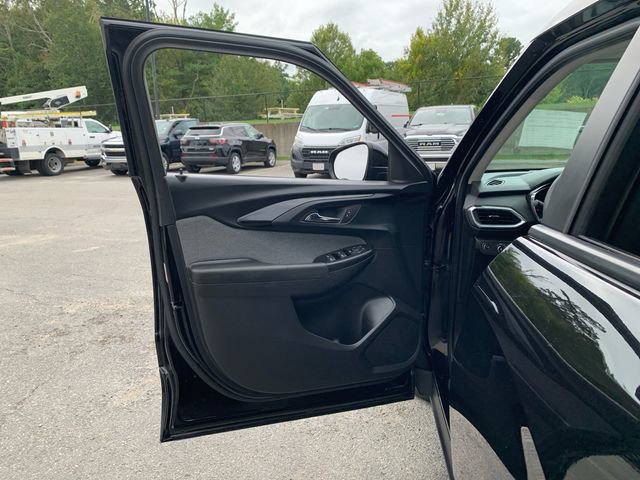Used 2023 Chevrolet TrailBlazer LT w/ Convenience Package image 16