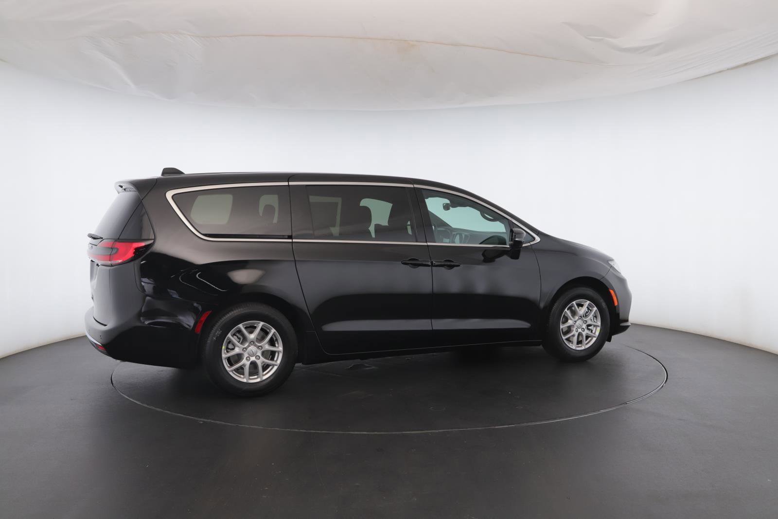 New 2026 Chrysler Pacifica Select image 29