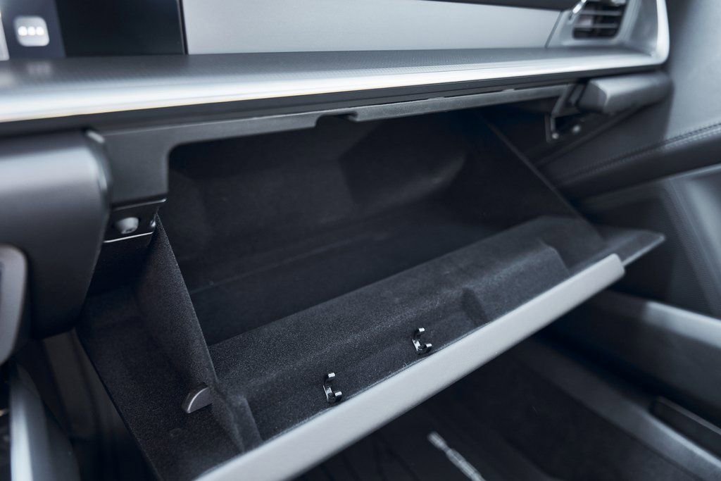 Used 2024 Porsche 911 Turbo image 77