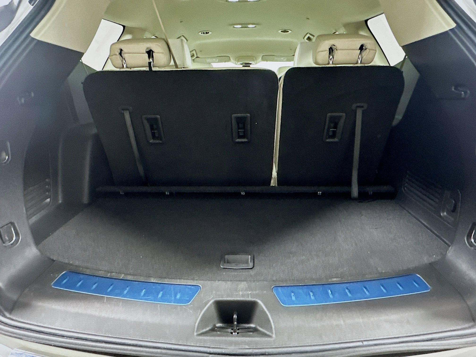 Used 2024 Buick Enclave Essence w/ Technology Package image 28
