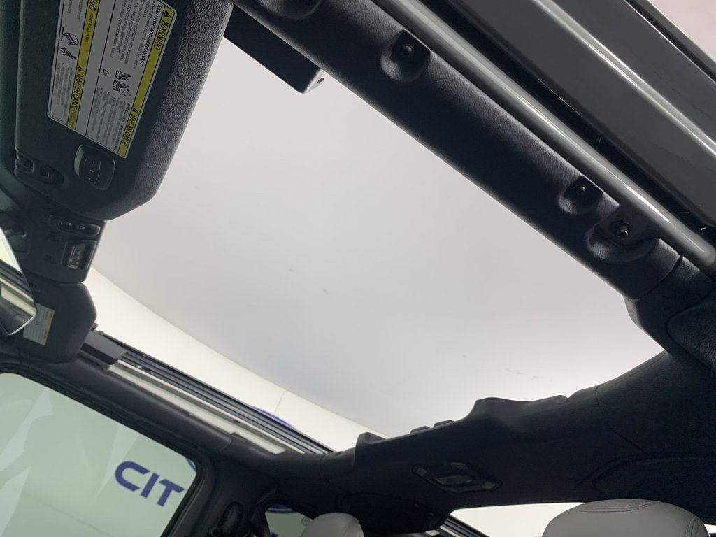 Used 2022 Jeep Wrangler Unlimited Sahara image 29