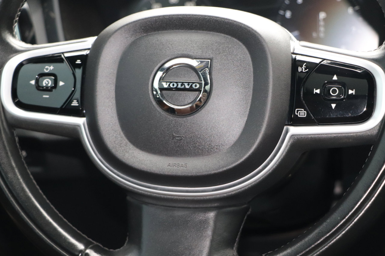 Used 2021 Volvo V60 T5 Cross Country w/ Advanced Package image 19