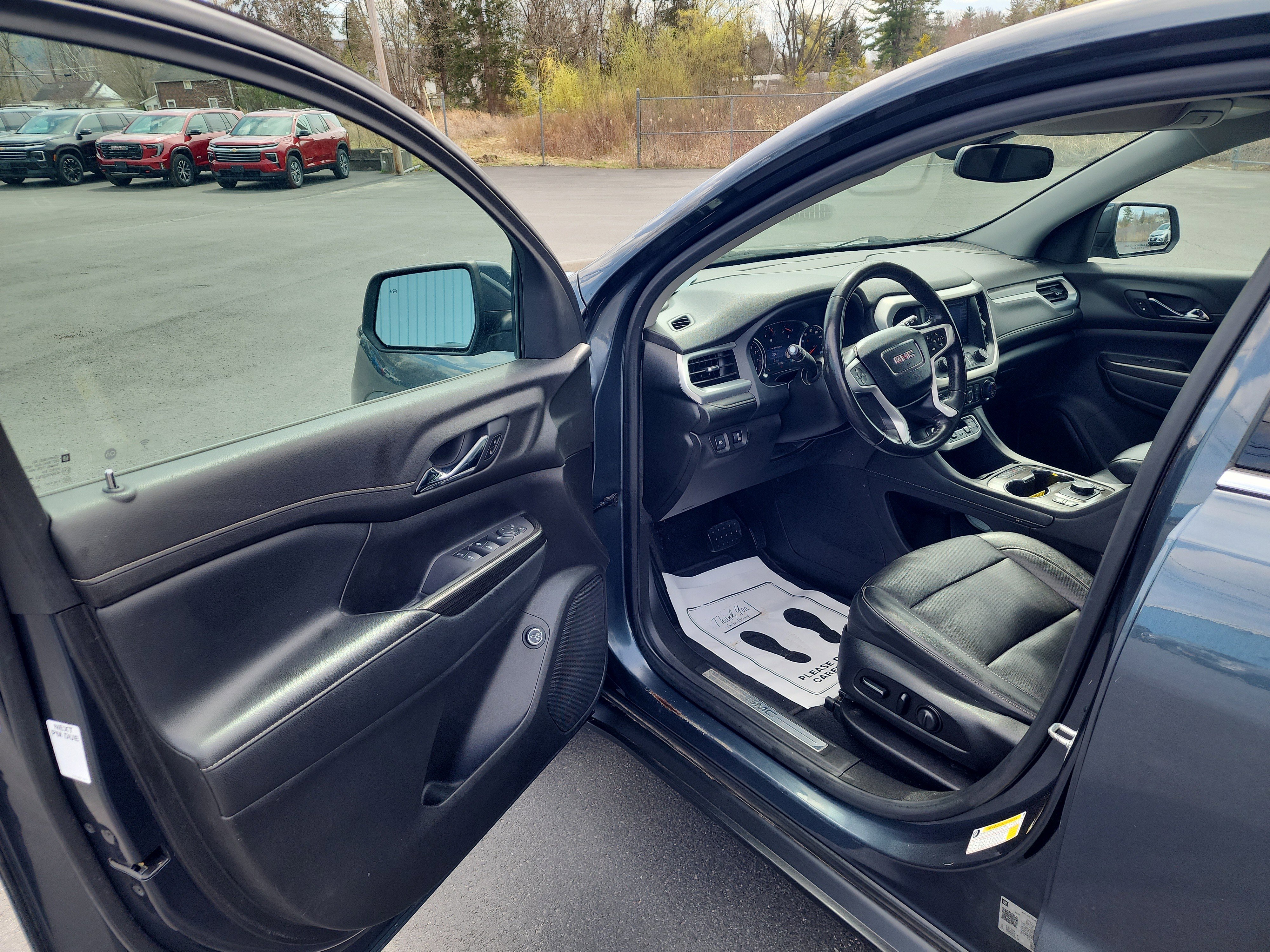 Used 2020 GMC Acadia SLT image 10