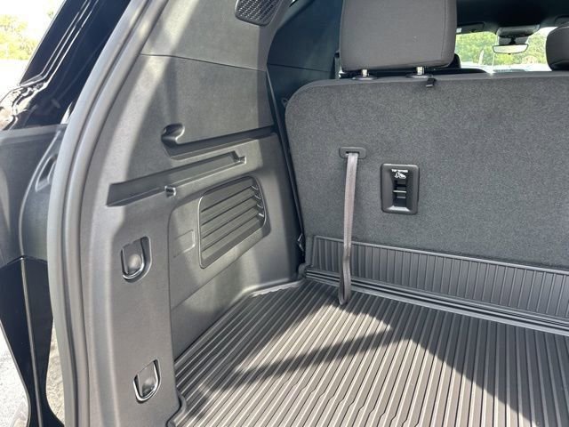 New 2026 Chevrolet Traverse LT w/ Midnight/Sport Edition image 51