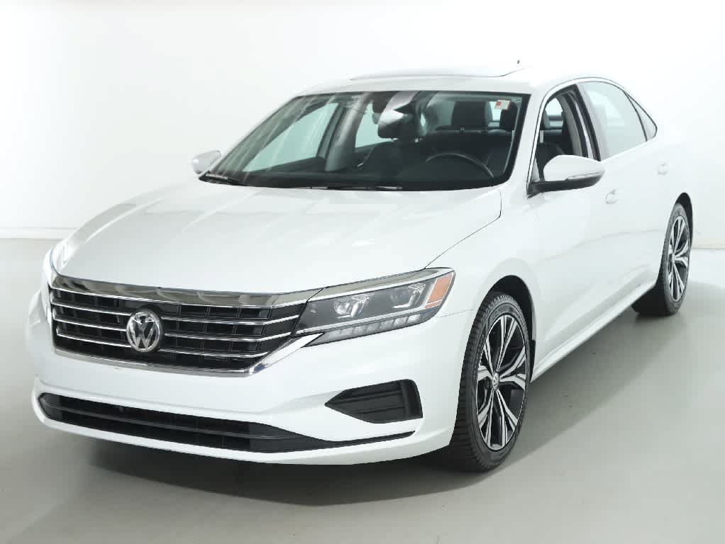 Certified 2022 Volkswagen Passat 2.0T SE