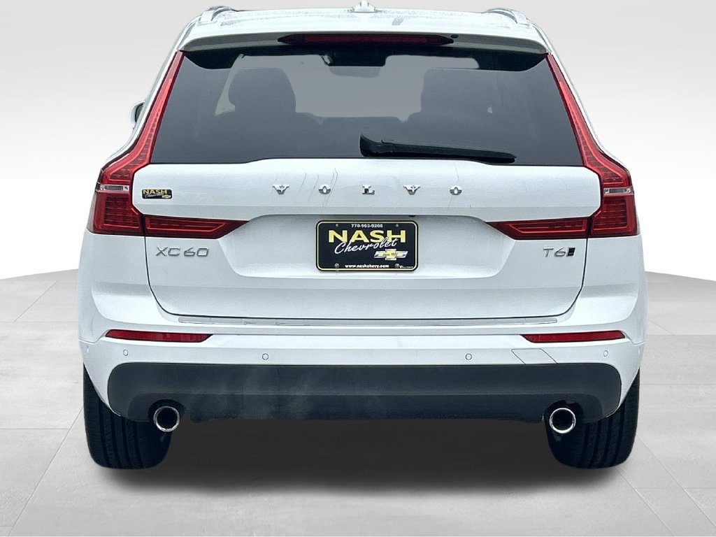 Used 2018 Volvo XC60 T6 Momentum w/ Convenience Package AWD/4WD image 4