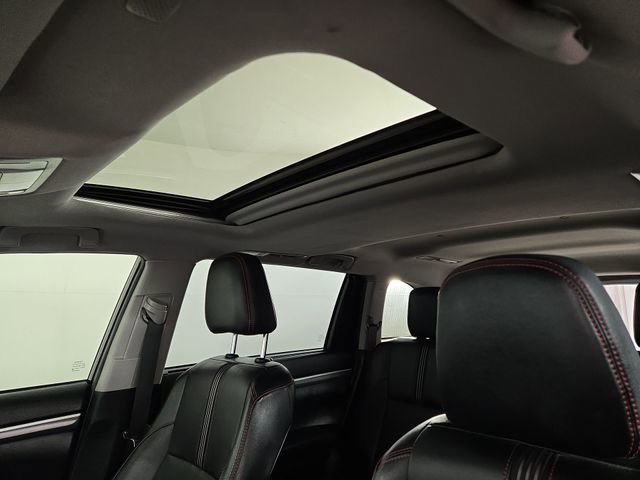 Used 2019 Toyota Highlander SE image 33