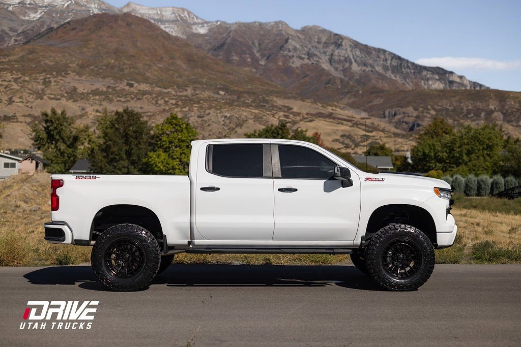 Used 2023 Chevrolet Silverado 1500 LT Trail Boss w/ Protection Package image 10