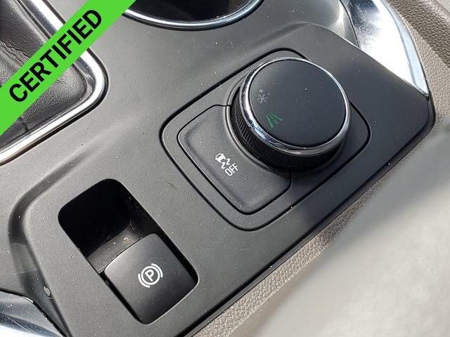 Certified 2021 Chevrolet Traverse LT FWD image 20