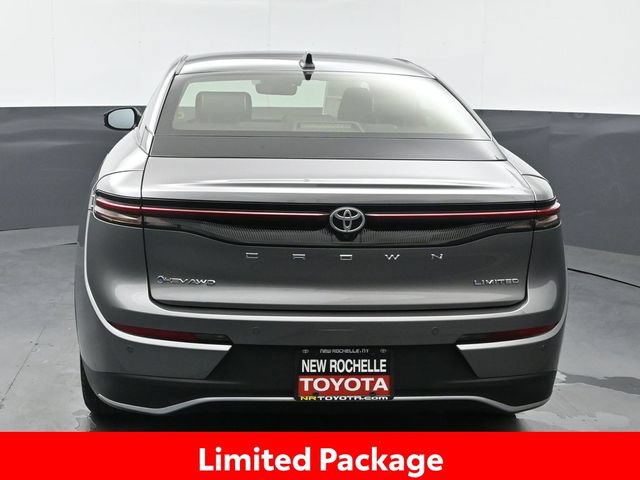 Certified 2026 Toyota Crown AWD/4WD image 5