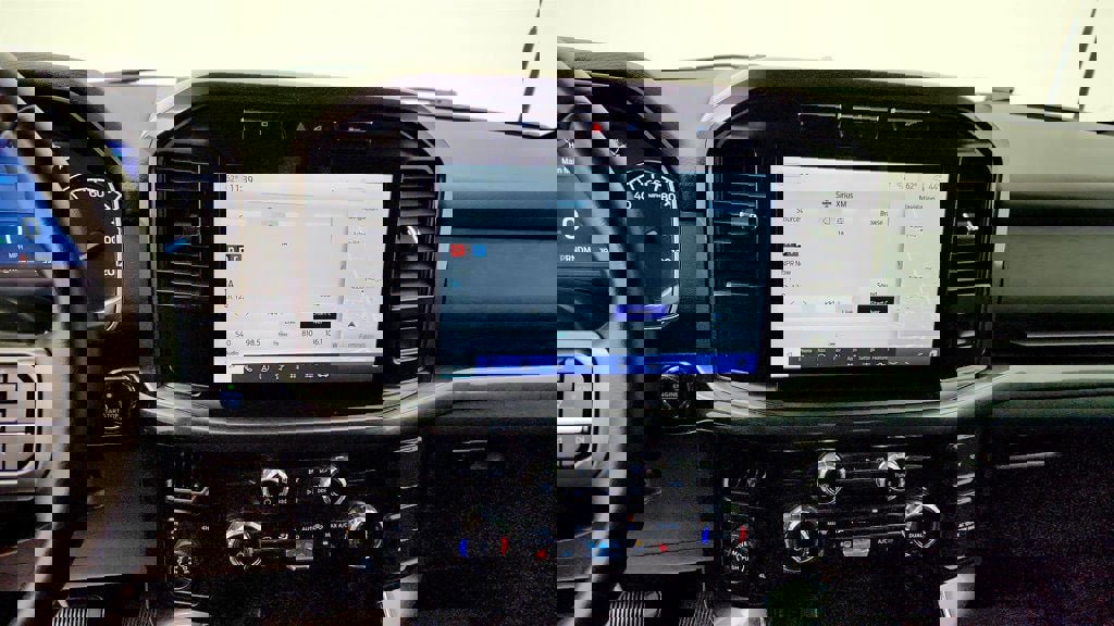 Used 2023 Ford F150 XLT w/ Equipment Group 302A High image 17