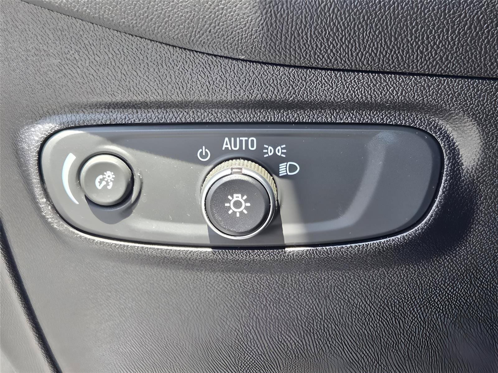 Used 2019 Chevrolet Equinox LT FWD image 20