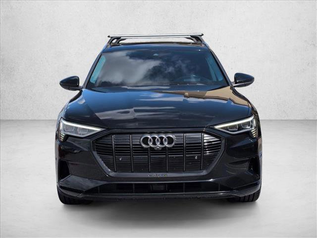 Used 2019 Audi e-tron Prestige w/ Prestige Package AWD/4WD video 2
