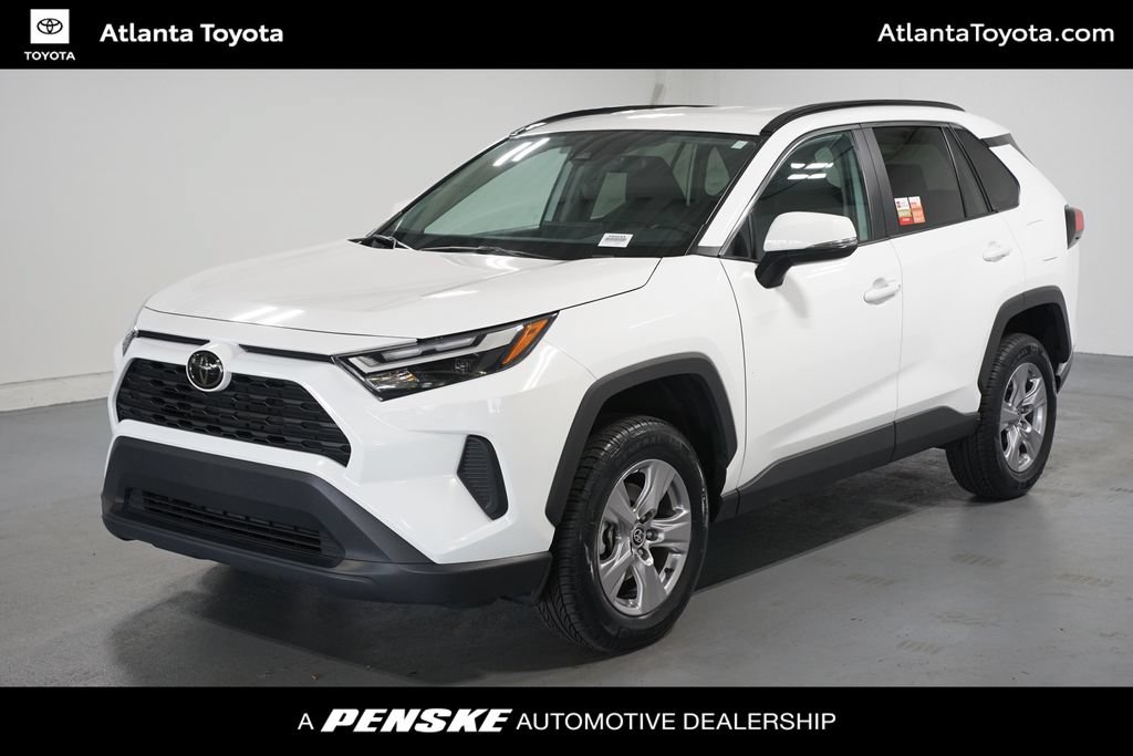 Certified 2025 Toyota RAV4 XLE FWD image 1