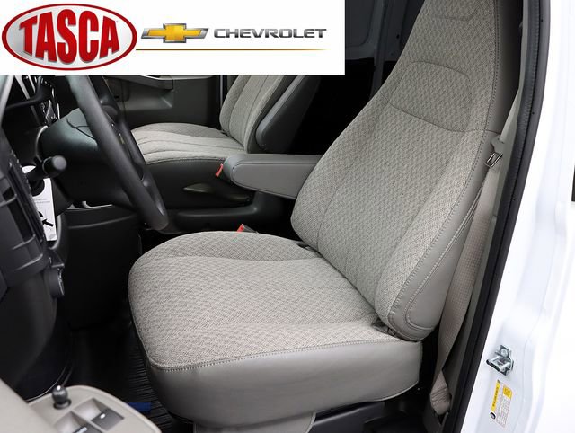 New 2026 Chevrolet Express 2500 image 11