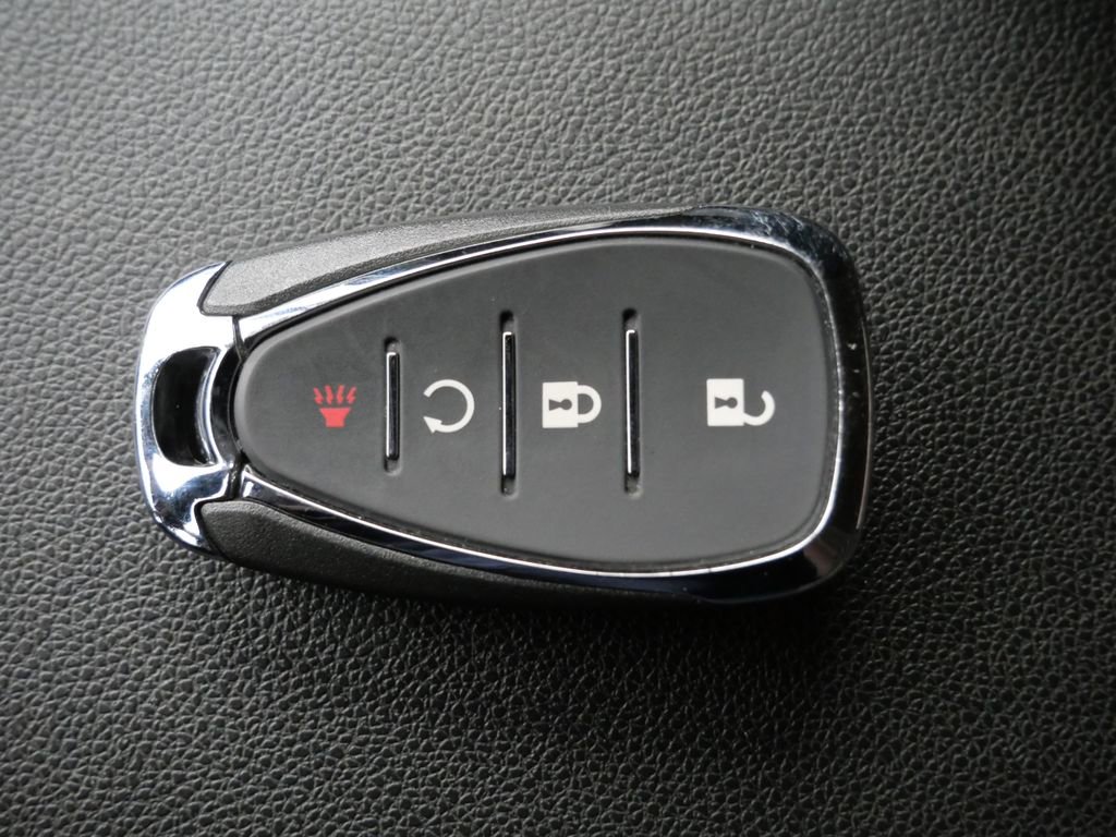 Used 2025 Chevrolet TrailBlazer LT AWD/4WD image 31