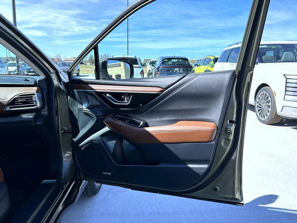 Used 2020 Subaru Outback Touring image 16