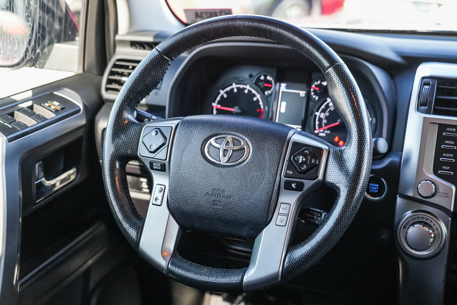 Certified 2023 Toyota 4Runner SR5 Premium w/ Moonroof Package AWD/4WD image 15